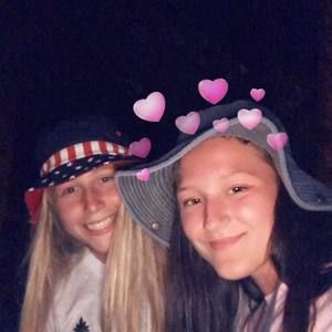 Meet your Posher, Jade